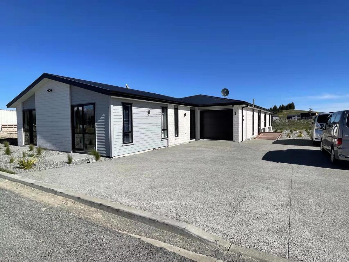 April Lodge Lake Tekapo Exterior foto